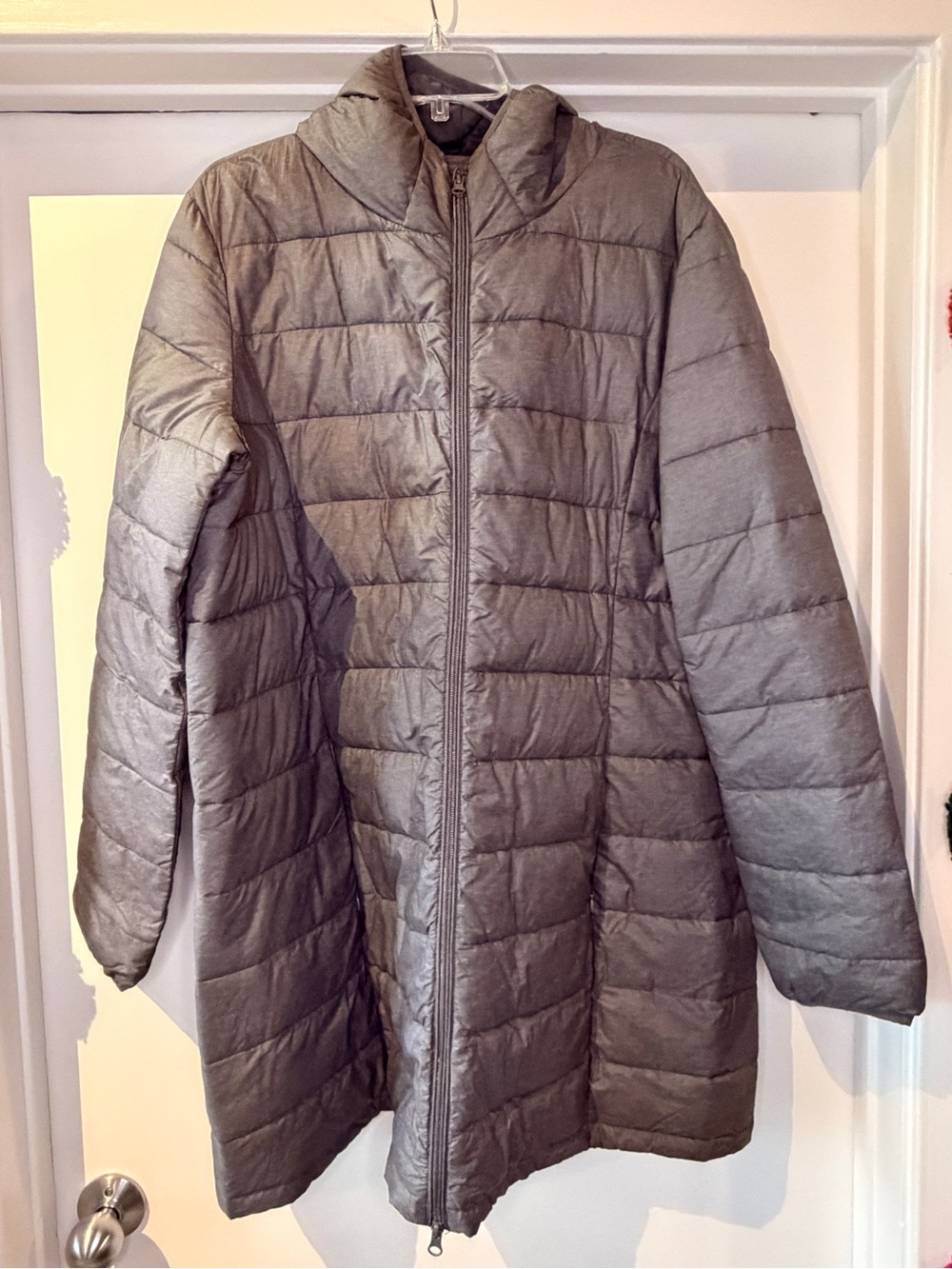 American Tall Women’s Packable Puffer Jacket. Size 2XLT